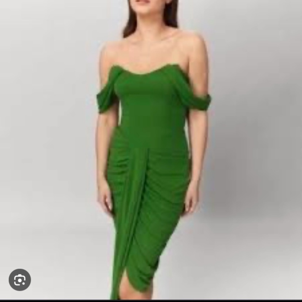 Black LBV Bardot off shoulder dress brand new Size 4 - Brand new with tags